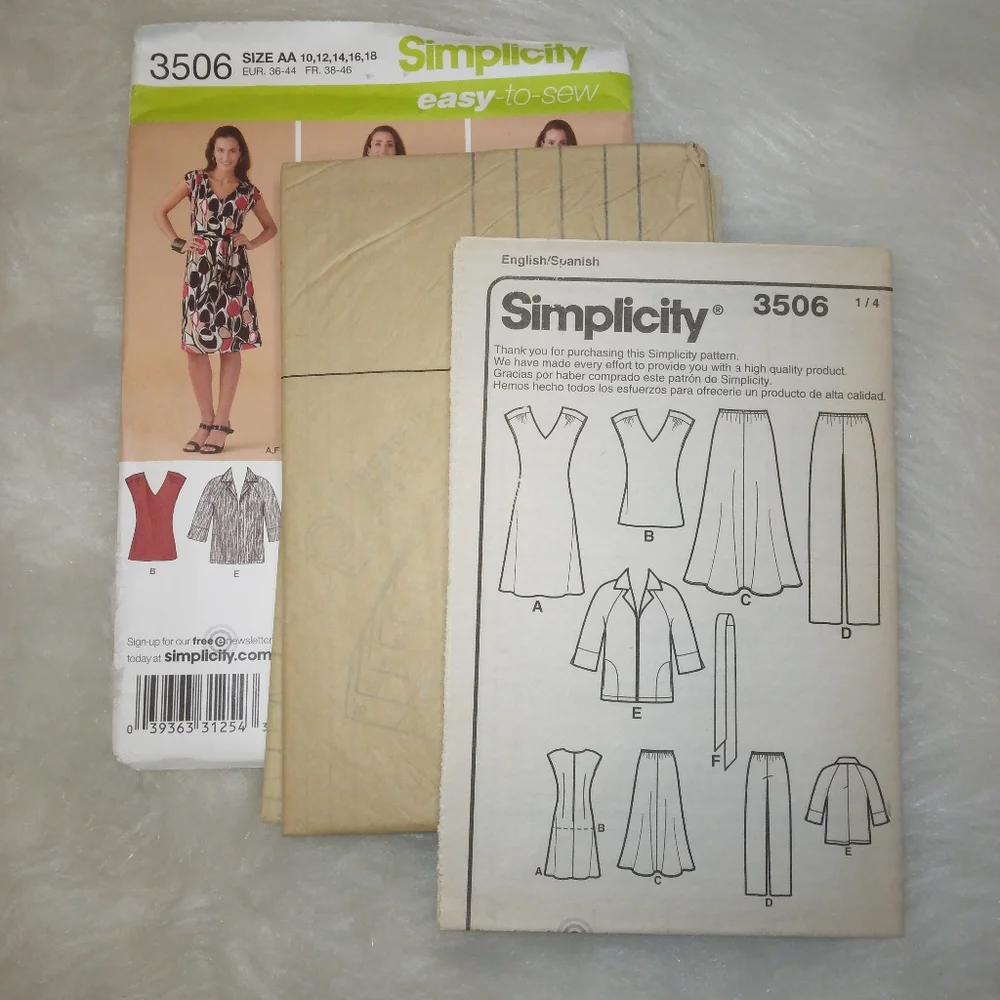 SIMPLICITY 3506 sz 10-18 Easy to sew Dress Skirt top Pants Sash